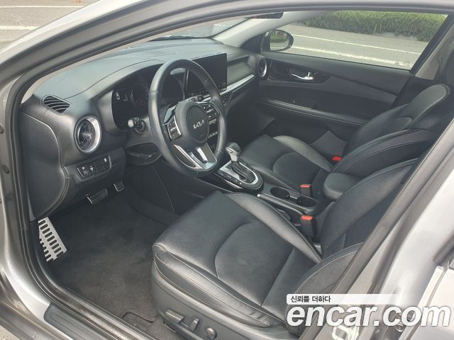 Kia K3 (II) 1.6 Prestige 2024 — фото 9