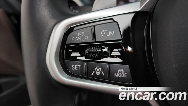 BMW 4 Series (G22) 420i M Sport Convertible 2025 — фото 21