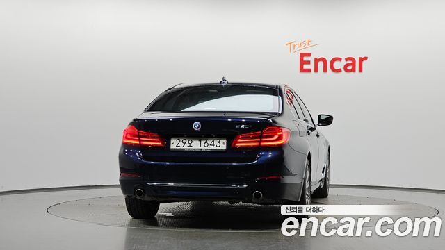 BMW 5 Series (G30) 520i Luxury 2018 — фото 4