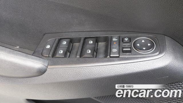 Kia Seltos Gasoline 1.6 Turbo 2WD Prestige 2023 — фото 17