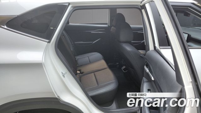 Kia Seltos Gasoline 1.6 Turbo 2WD Prestige 2023 — фото 26