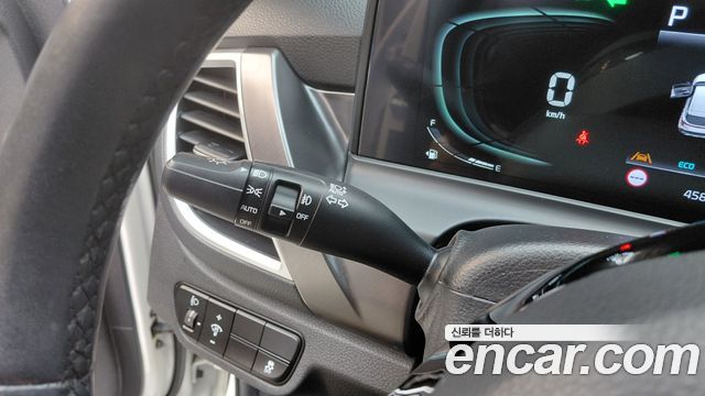 Kia Seltos Gasoline 1.6 Turbo 2WD Prestige 2023 — фото 27