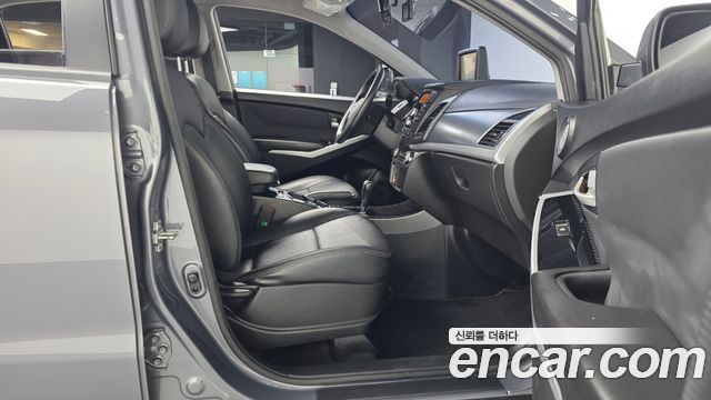 KG Mobility (SsangYong) Style Korando C 2.2 KX 4WD 2018 — фото 11