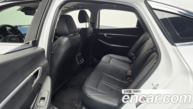Hyundai Sonata (DN8) 2.0 LPG(rental car) Style 2022 — фото 19