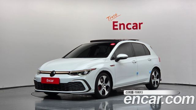 Volkswagen Golf (VIII) 2.0 GTI