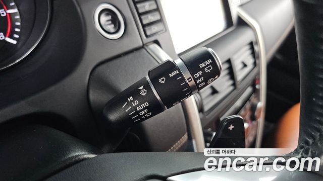 Land Rover Discovery Sport 2.0 TD4 HSE Luxury 2016 — фото 17