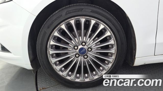 Ford Mondeo (IV) 2.0 Titanium 2016 — фото 5