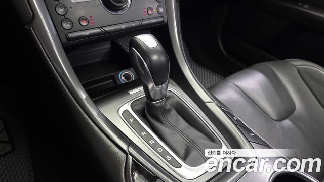 Ford Mondeo (IV) 2.0 Titanium 2016 — фото 9