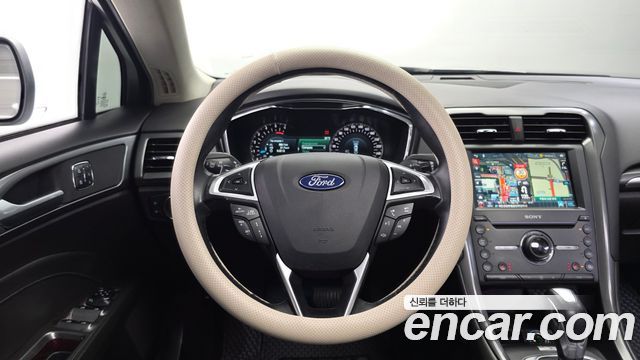 Ford Mondeo (IV) 2.0 Titanium 2016 — фото 12