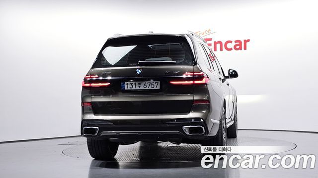 BMW X7 (G07) xDrive 40i M Sport 7STR 2025 — фото 4