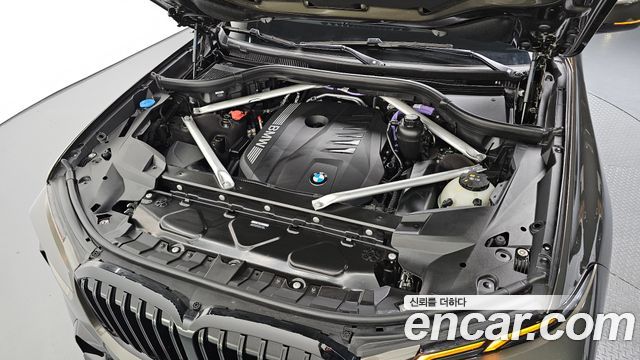 BMW X7 (G07) xDrive 40i M Sport 7STR 2025 — фото 6