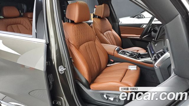 BMW X7 (G07) xDrive 40i M Sport 7STR 2025 — фото 26
