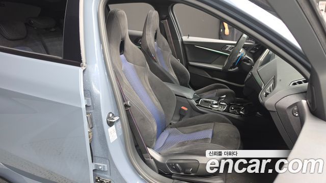 BMW 1 Series (F40) M135i xDrive First Edition 2021 — фото 16
