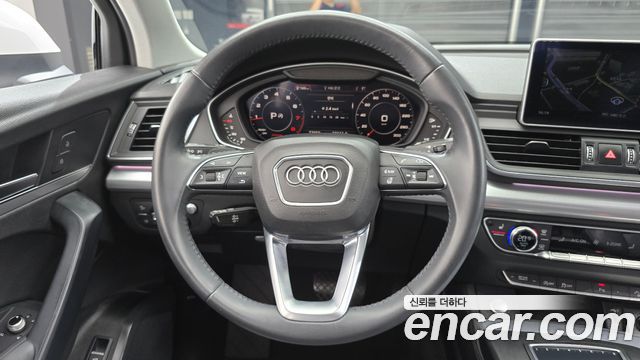 Audi Q5 (FY) 45 TFSI Quattro 2020 — фото 13