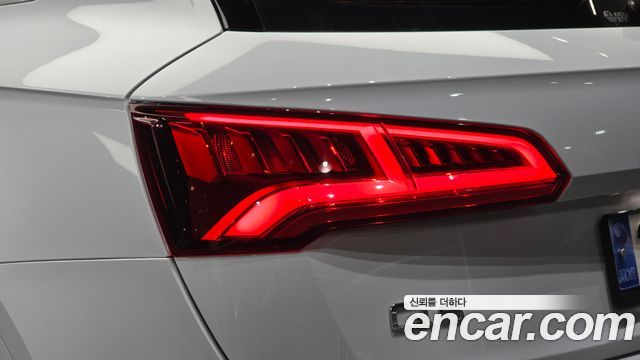 Audi Q5 (FY) 45 TFSI Quattro 2020 — фото 23