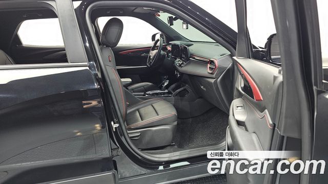 Chevrolet Trailblazer 1.3 Turbo 2WD RS 2024 — фото 32