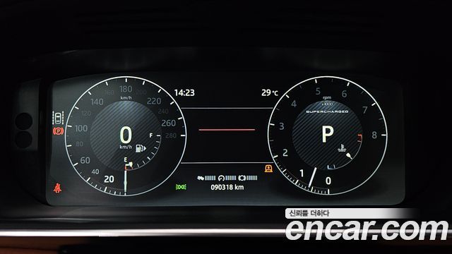 Land Rover Range Rover (IV) 5.0 SC AB 2017 — фото 8