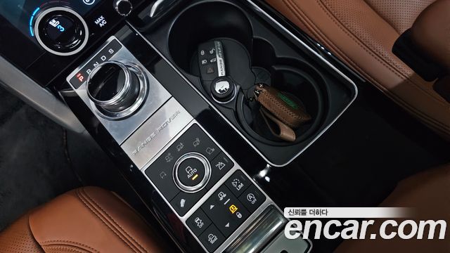 Land Rover Range Rover (IV) 5.0 SC AB 2017 — фото 9