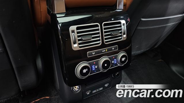 Land Rover Range Rover (IV) 5.0 SC AB 2017 — фото 19