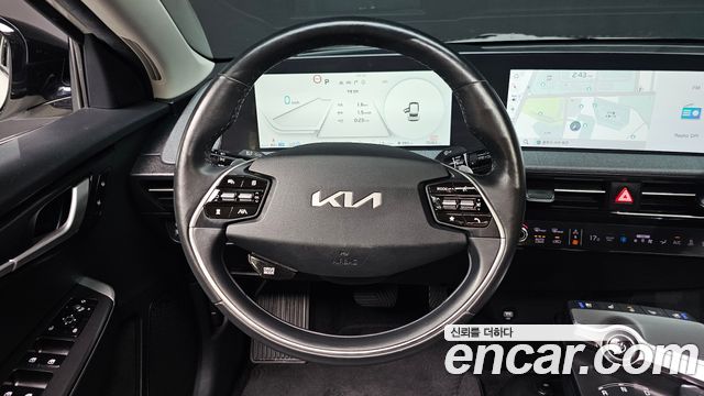 Kia EV6 Long Range Air 2022 — фото 13