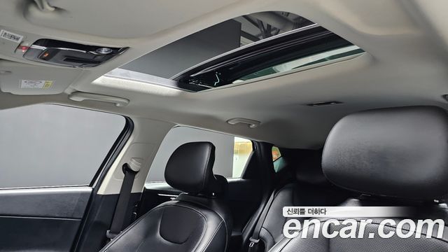 Kia EV6 Long Range Air 2022 — фото 16