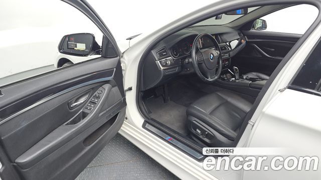 BMW 5 Series (F10) 520d M Aero Dynamic 2016 — фото 10