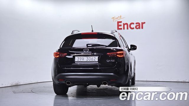 Infiniti QX70 3.7 AWD 2017 — фото 4