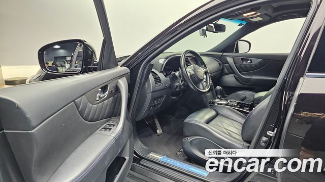 Infiniti QX70 3.7 AWD 2017 — фото 10