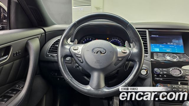 Infiniti QX70 3.7 AWD 2017 — фото 13