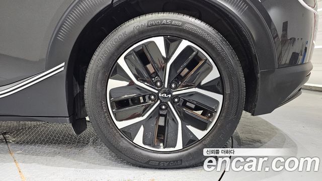 Kia EV6 Long Range Air 2022 — фото 21