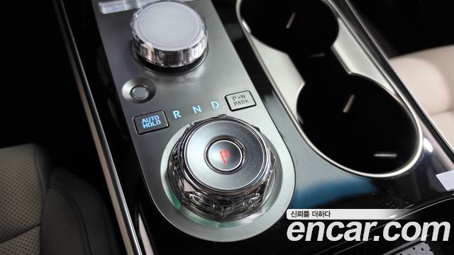 Genesis GV70 2.5T Gasoline 2WD 2025 — фото 9