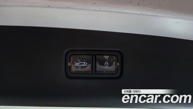 Genesis GV70 2.5T Gasoline 2WD 2025 — фото 17