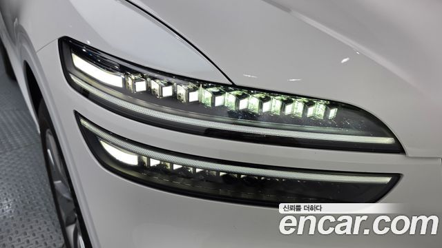 Genesis GV70 2.5T Gasoline 2WD 2025 — фото 22