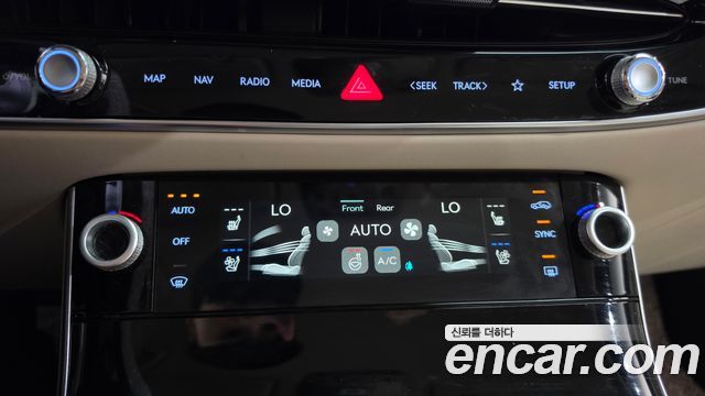Genesis GV70 2.5T Gasoline 2WD 2025 — фото 33