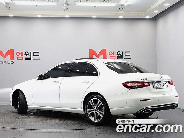 Mercedes-Benz E-Class (W213) E250 Avantgarde 2023 — фото 4