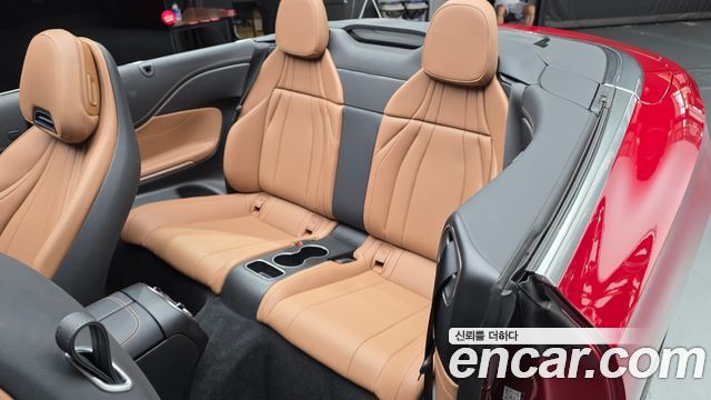 Mercedes-Benz CLE-Class (C236) CLE200 Cabriolet 2024 — фото 26