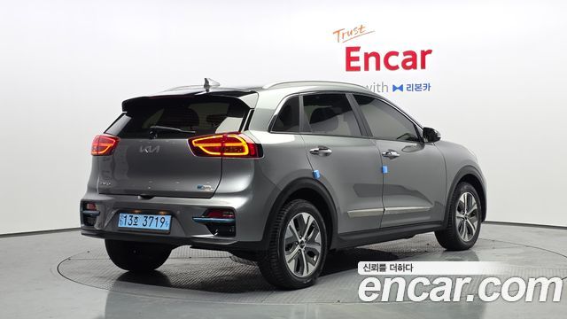 Kia Niro EV Prestige 2022 — фото 2