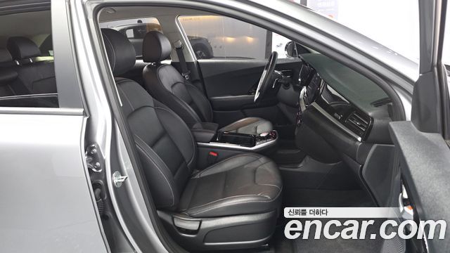 Kia Niro EV Prestige 2022 — фото 11