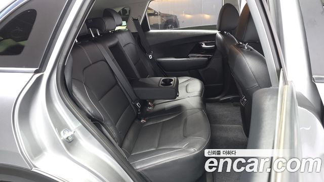 Kia Niro EV Prestige 2022 — фото 12