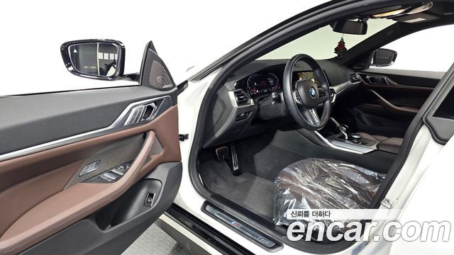 BMW 4 Series (G22) 420i First Edition GranCoupe 2022 — фото 10