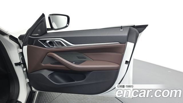 BMW 4 Series (G22) 420i First Edition GranCoupe 2022 — фото 24