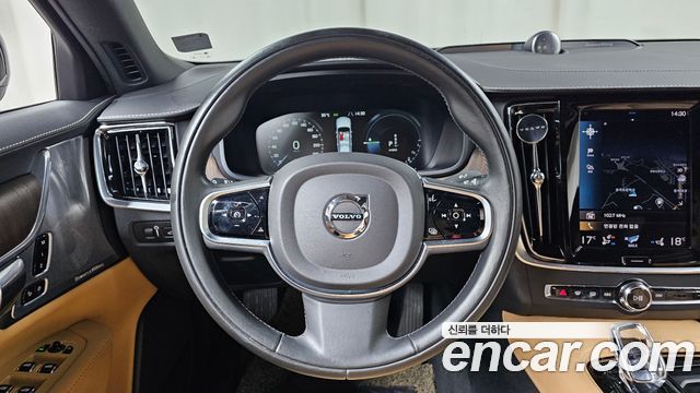 Volvo S90 T8 AWD Inscription 2021 — фото 31