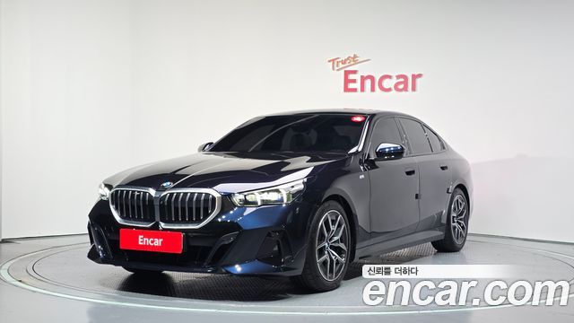 BMW 5 Series (G60) 520i M Sport 2025 — фото 1