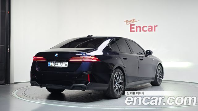 BMW 5 Series (G60) 520i M Sport 2025 — фото 2