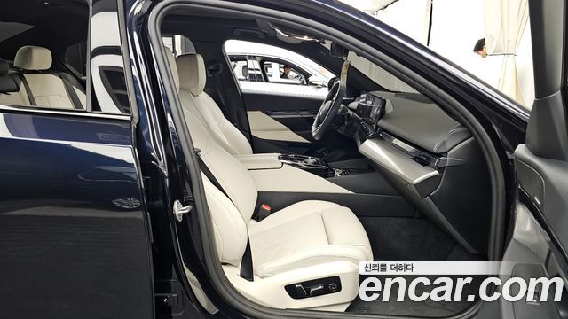 BMW 5 Series (G60) 520i M Sport 2025 — фото 11
