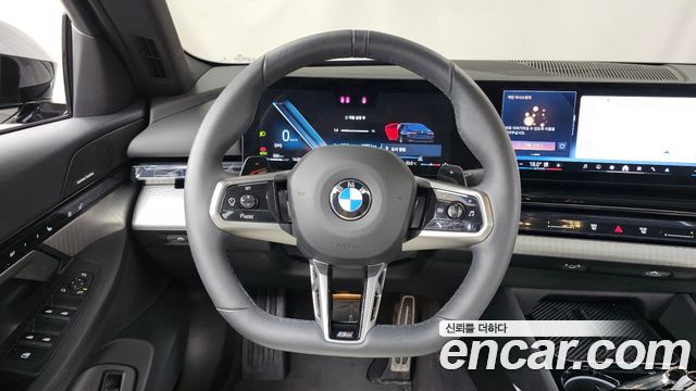BMW 5 Series (G60) 520i M Sport 2025 — фото 13