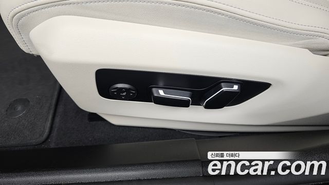 BMW 5 Series (G60) 520i M Sport 2025 — фото 31