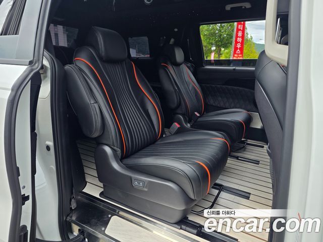 Kia Carnival (IV) Gasoline 9-Seater Hi Limousine (7-seater Limousine(Special vehicle) 2025 — фото 22