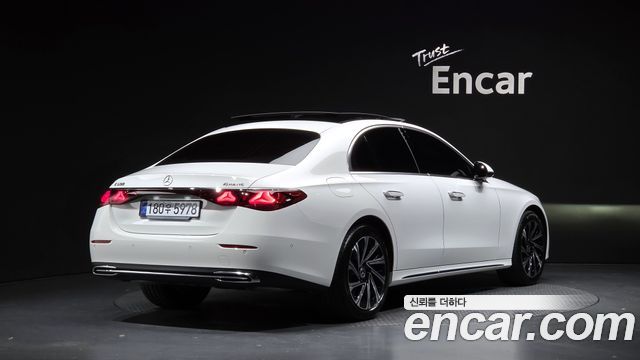 Mercedes-Benz E-Class (W214) E300 4MATIC Exclusive 2025 — фото 2