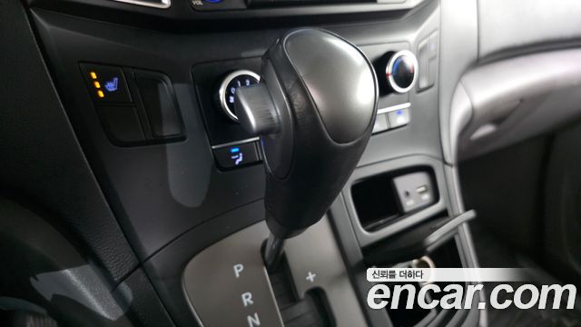 Hyundai Grand Starex Van 5-Seater Smart 2021 — фото 9